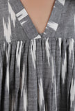 Set Of 2: Grey & White Ikat Cotton Kurta and Pants