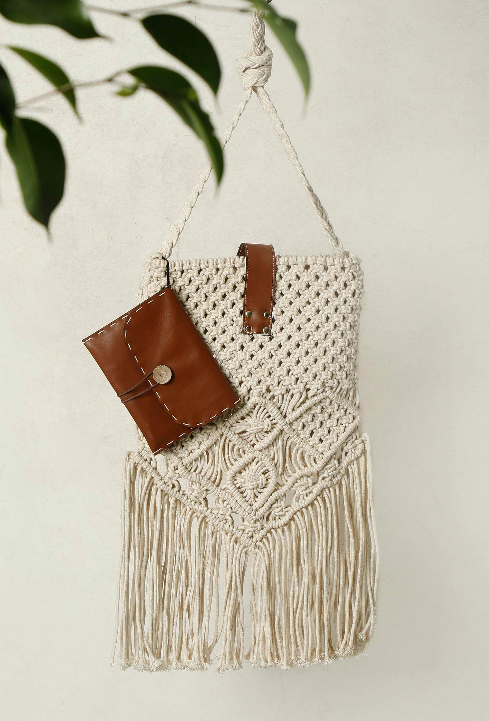 Amazon.com: BBAMSO Handmade Macrame Sling Bags for  Girls/Women's_BBAMSOD0007 Off White : Clothing, Shoes & Jewelry